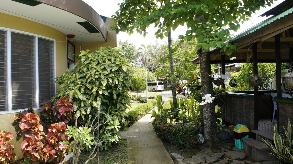 La Belle Pension House Bed & Breakfast Puerto Princesa Exterior photo